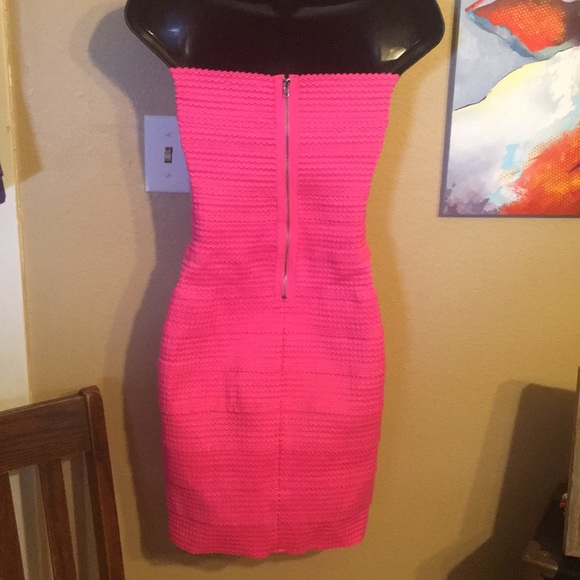 Neon Pink Mini - Picture 2 of 4